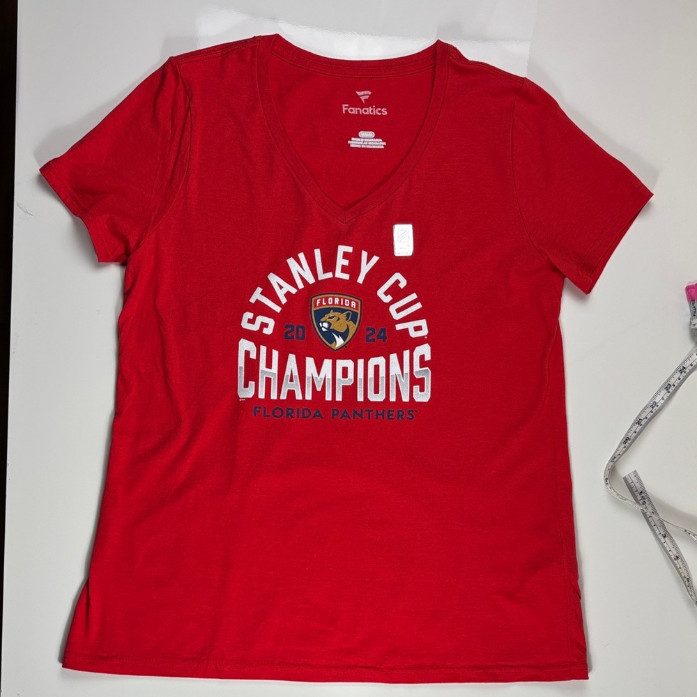NWOT Double-Sided Womens Florida Panthers Stanley Cup Champions Roster V neck T